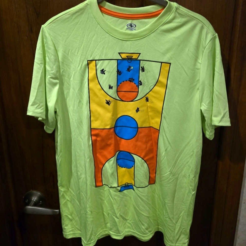 NWOT Athletic Works Boys  Graphic T-Shirt size XL 14/16 B-38